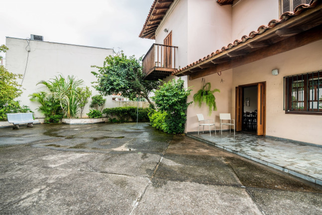 Imagem Casa com 4 Quartos à Venda, 300 m² em Jardim Das Bandeiras - São Paulo Imagem Casa com 4 Quartos à Venda, 300 m² em Jardim Das Bandeiras - São Paulo