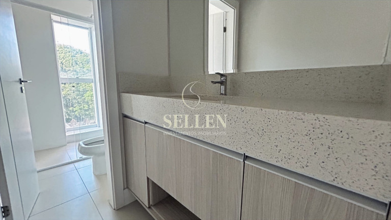 Imagem Apartamento com 4 Quartos para Alugar, 160 m² em Pioneiros - Balneário Camboriú Imagem Apartamento com 4 Quartos para Alugar, 160 m² em Pioneiros - Balneário Camboriú
