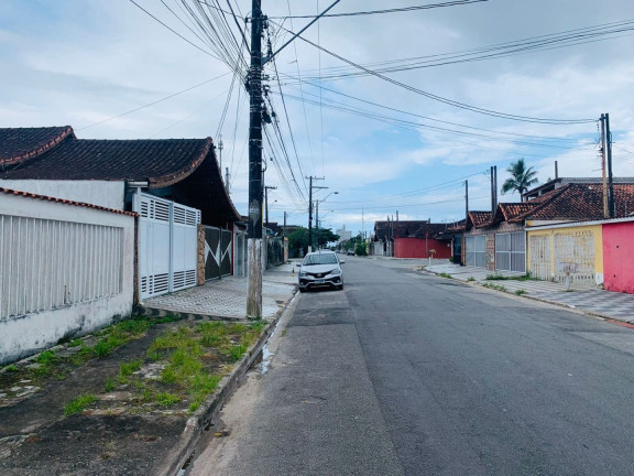 Imagem Casa com 2 Quartos à Venda, 160 m² em Nova Mirim - Praia Grande Imagem Casa com 2 Quartos à Venda, 160 m² em Nova Mirim - Praia Grande
