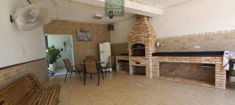 Imagem Casa com 4 Quartos à Venda, 500 m² Imagem Casa com 4 Quartos à Venda, 500 m²