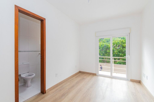 Imagem Imóvel com 2 Quartos à Venda, em Hípica - Porto Alegre Imagem Imóvel com 2 Quartos à Venda, em Hípica - Porto Alegre
