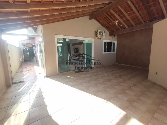 Casa com 3 Quartos à Venda, 145 m² em Village Santana - Guaratinguetá