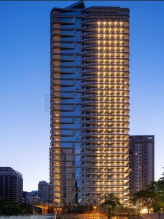 Imagem Imóvel com 4 Quartos à Venda, 570 m² em Itaim Bibi - São Paulo Imagem Imóvel com 4 Quartos à Venda, 570 m² em Itaim Bibi - São Paulo