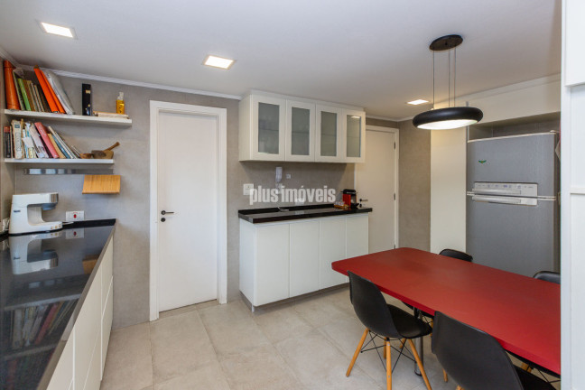 Imagem Apartamento com 4 Quartos à Venda, 236 m² em Real Parque - São Paulo