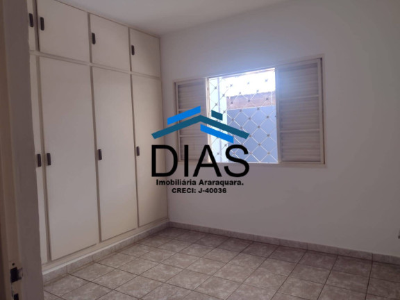 Imagem Casa com 2 Quartos à Venda, 263 m² em Jardim Viaduto (vila Xavier) - Araraquara Imagem Casa com 2 Quartos à Venda, 263 m² em Jardim Viaduto (vila Xavier) - Araraquara