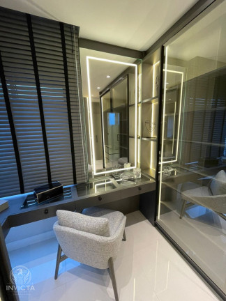 Imagem Cobertura com 3 Quartos à Venda, 240 m² em Centro - Balneário Camboriú