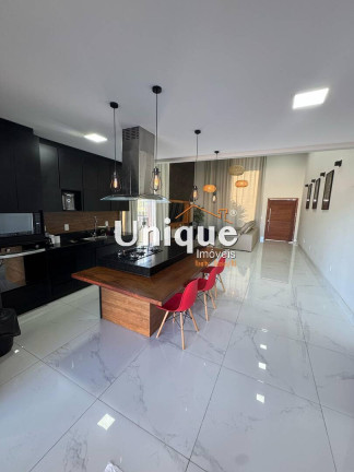 Imagem Casa com 3 Quartos à Venda, 425 m² em Estrada Do Guriri - Cabo Frio