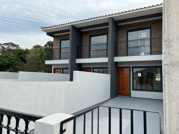 Sobrado com 2 Quartos à Venda,  em Potecas - São José