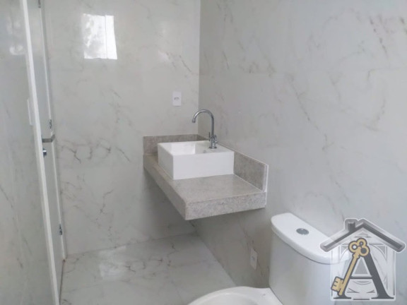 Imagem Casa com 4 Quartos à Venda, 270 m² em Embaré - Santos Imagem Casa com 4 Quartos à Venda, 270 m² em Embaré - Santos