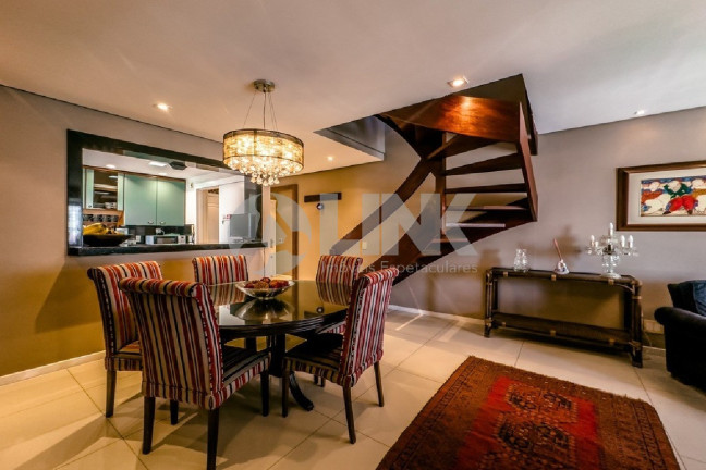 Imóvel com 3 Quartos à Venda, 244 m² em Bela Vista - Porto Alegre