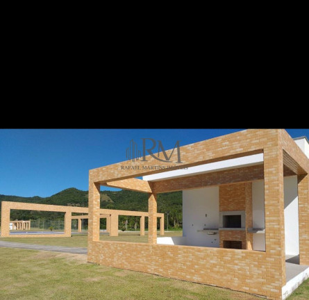 Imagem Casa com 3 Quartos à Venda, em Ratones - Florianópolis Imagem Casa com 3 Quartos à Venda, em Ratones - Florianópolis