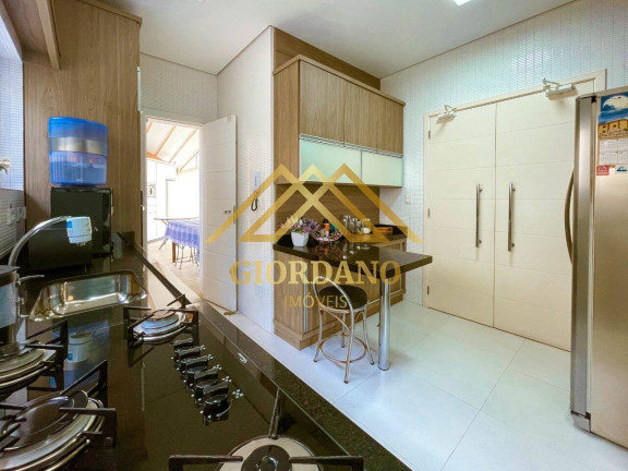 Imagem Casa com 3 Quartos à Venda, 360 m² em Canto Do Forte - Praia Grande Imagem Casa com 3 Quartos à Venda, 360 m² em Canto Do Forte - Praia Grande