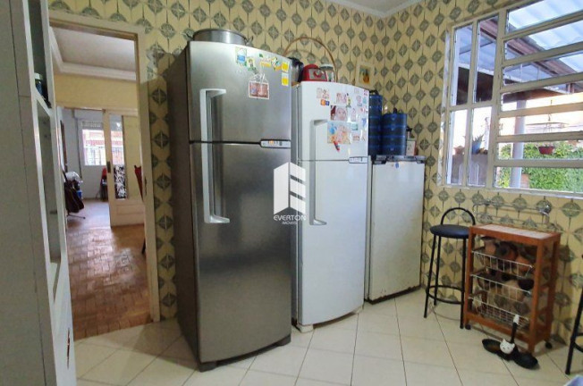 Imagem Casa com 3 Quartos à Venda, 896 m² em Nossa Senhora De Lourdes - Santa Maria Imagem Casa com 3 Quartos à Venda, 896 m² em Nossa Senhora De Lourdes - Santa Maria