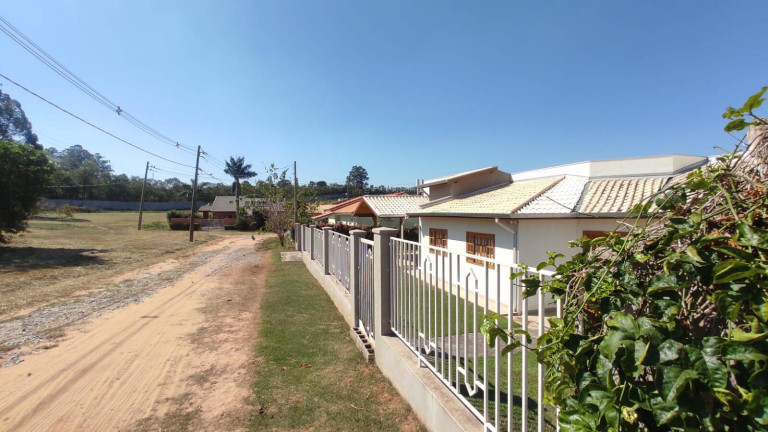 Imagem Chácara com 4 Quartos à Venda, 1 m² em Curral - Sarapuí Imagem Chácara com 4 Quartos à Venda, 1 m² em Curral - Sarapuí