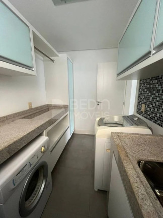Imagem Casa com 4 Quartos à Venda, 243 m² em Centro - Camboriú Imagem Casa com 4 Quartos à Venda, 243 m² em Centro - Camboriú