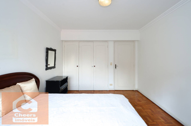 Imagem Apartamento com 3 Quartos à Venda, 132 m² em Moema - São Paulo