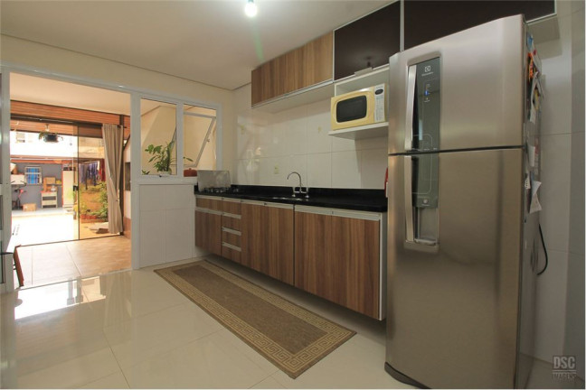 Imagem Casa com 3 Quartos à Venda,  em Guarujá - Porto Alegre