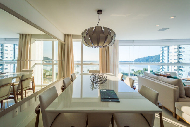 Imagem Apartamento com 3 Quartos à Venda, 161 m² em Fazenda - Itajaí