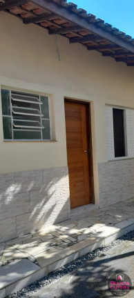 Imagem Sobrado com 6 Quartos à Venda, 210 m² em Toninhas - Ubatuba