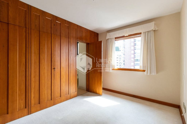 Imagem Apartamento com 3 Quartos à Venda, 325 m² em Moema - São Paulo