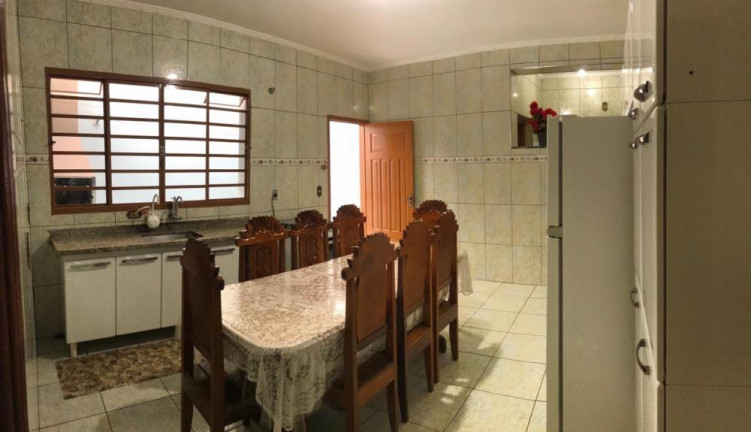 Imagem Sobrado com 3 Quartos à Venda, 190 m² em Jardim Lucila - Tatuí