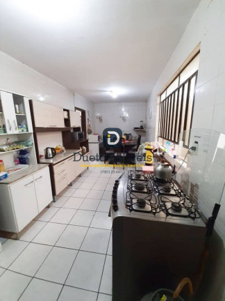 Imagem Casa com 3 Quartos à Venda, 458 m² em Nossa Senhora Do Rosário - Santa Maria Imagem Casa com 3 Quartos à Venda, 458 m² em Nossa Senhora Do Rosário - Santa Maria