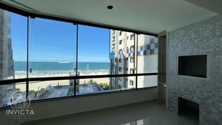 Imagem Apartamento com 4 Quartos à Venda, 241 m² em Centro - Balneário Camboriú Imagem Apartamento com 4 Quartos à Venda, 241 m² em Centro - Balneário Camboriú