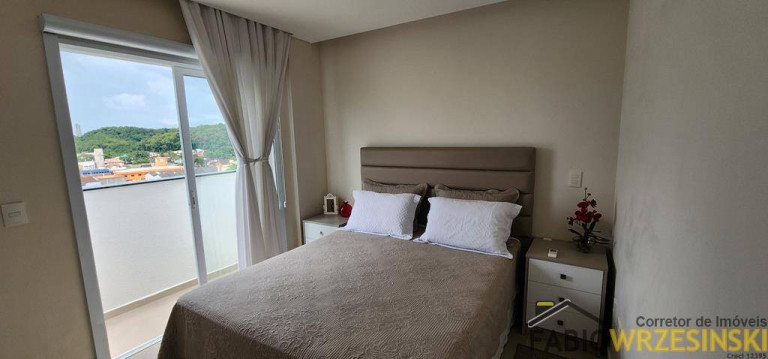Imagem Cobertura com 3 Quartos à Venda, 168 m² em Floresta - Joinville