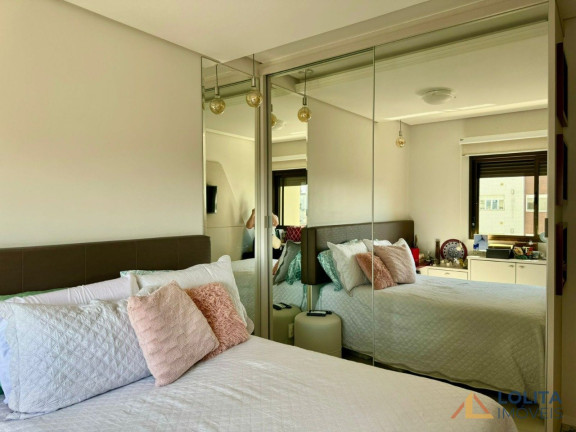Imagem Apartamento com 2 Quartos à Venda, 64 m² em Itacorubi - Florianópolis Imagem Apartamento com 2 Quartos à Venda, 64 m² em Itacorubi - Florianópolis