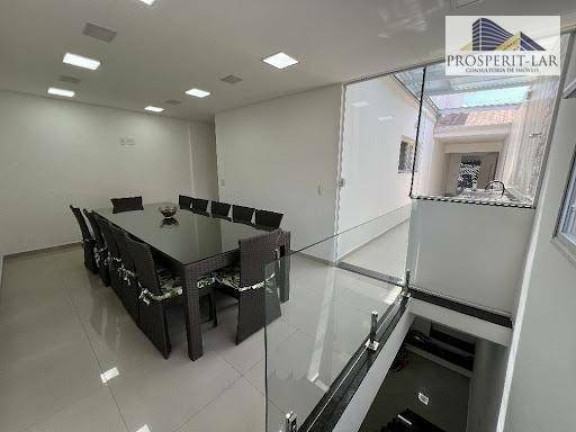 Imagem Sobrado com 3 Quartos à Venda, 197 m² em Jardim Vila Galvão - Guarulhos Imagem Sobrado com 3 Quartos à Venda, 197 m² em Jardim Vila Galvão - Guarulhos