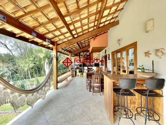 Imagem Casa com 4 Quartos à Venda, 2 m² em Chácara Vale Do Rio Cotia - Carapicuíba Imagem Casa com 4 Quartos à Venda, 2 m² em Chácara Vale Do Rio Cotia - Carapicuíba