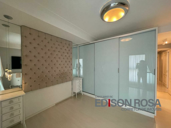 Imagem Apartamento com 3 Quartos à Venda, 123 m² em Balneário - Florianópolis