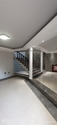 Imagem Sobrado à Venda, 376 m² em Zona I - Umuarama