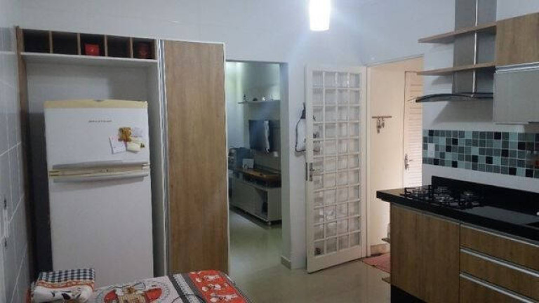 Imagem Casa com 2 Quartos à Venda, 125 m² em Wanel Ville - Sorocaba Imagem Casa com 2 Quartos à Venda, 125 m² em Wanel Ville - Sorocaba