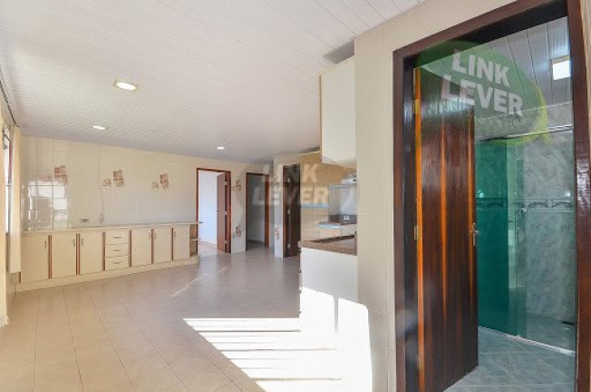 Imagem Casa com 5 Quartos à Venda, 200 m² em Tingui - Curitiba