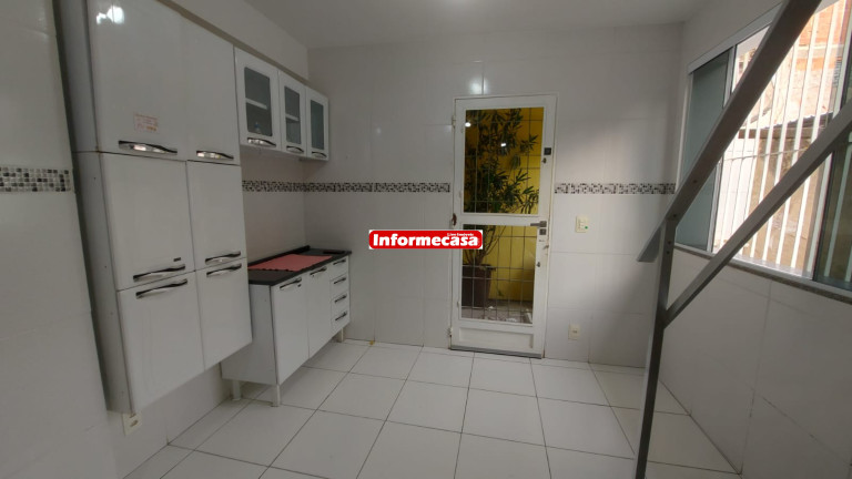 Imagem Casa com 4 Quartos à Venda, 120 m² em Austin - Nova Iguaçu