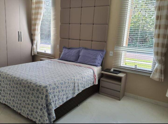Imagem Casa com 5 Quartos à Venda, 386 m² em Manaus Imagem Casa com 5 Quartos à Venda, 386 m² em Manaus