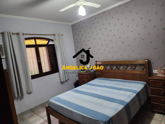 Imagem Casa com 4 Quartos à Venda, 271 m² em São Jorge - Santos Imagem Casa com 4 Quartos à Venda, 271 m² em São Jorge - Santos