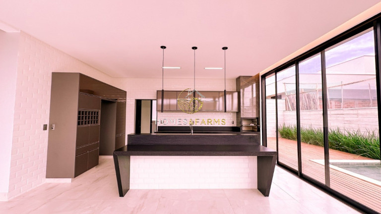 Imagem Casa com 3 Quartos à Venda, 225 m² em Setor Central - Goiânia Imagem Casa com 3 Quartos à Venda, 225 m² em Setor Central - Goiânia