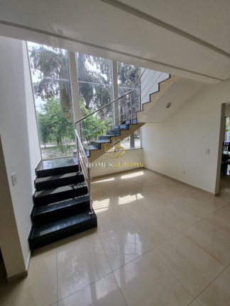 Imagem Casa com 3 Quartos para Alugar, 260 m² em Residencial Goiânia Golfe Clube - Goiânia Imagem Casa com 3 Quartos para Alugar, 260 m² em Residencial Goiânia Golfe Clube - Goiânia