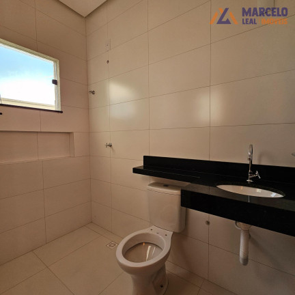 Imagem Casa com 3 Quartos à Venda, 158 m² em Felicia - Vitória Da Conquista