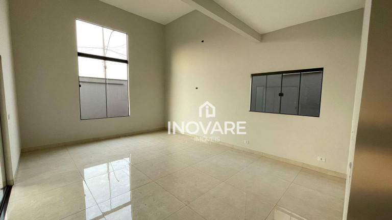 Imagem Casa com 3 Quartos à Venda, 124 m² em Araporã - Mg - Araporã Imagem Casa com 3 Quartos à Venda, 124 m² em Araporã - Mg - Araporã