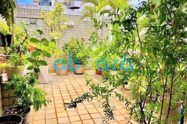 Imagem Cobertura com 5 Quartos à Venda, 345 m² em Ipanema - Rio De Janeiro Imagem Cobertura com 5 Quartos à Venda, 345 m² em Ipanema - Rio De Janeiro
