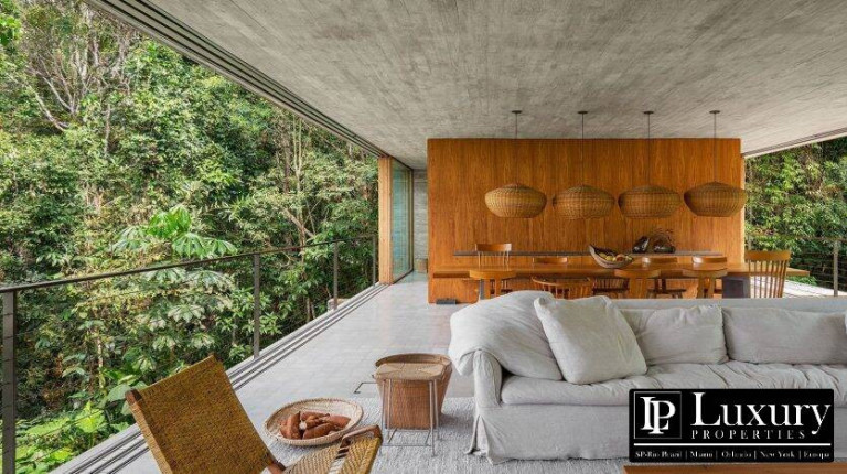 Imagem Casa de Condomínio com 4 Quartos à Venda, em Iporanga - Guarujá Imagem Casa de Condomínio com 4 Quartos à Venda, em Iporanga - Guarujá