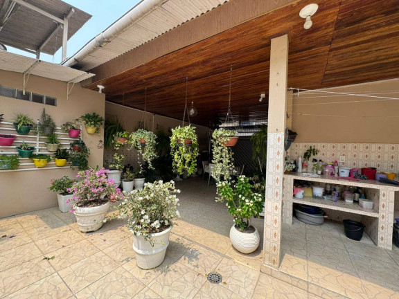 Imagem Casa com 3 Quartos à Venda, 288 m² em Dom Pedro - Manaus Imagem Casa com 3 Quartos à Venda, 288 m² em Dom Pedro - Manaus