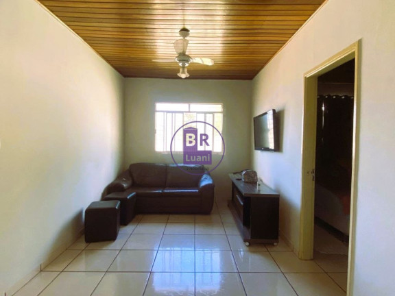 Imagem Casa com 3 Quartos à Venda, 330 m² em Guanabara - Londrina