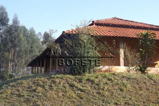 Imagem Imóvel com 2 Quartos à Venda, 25.000 m² em Gigante - Bofete