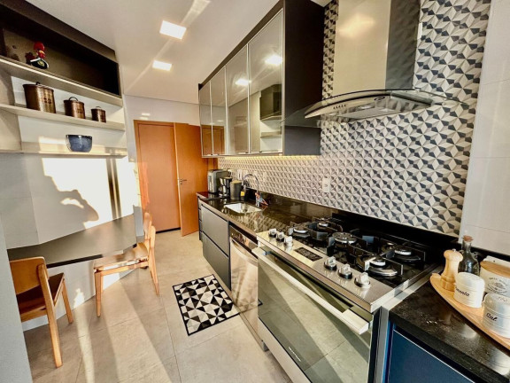 Imagem Apartamento com 3 Quartos à Venda, 130 m² em Embaré - Santos