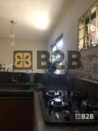 Imagem Casa com 3 Quartos à Venda, 157 m² em Núcleo Habitacional Mary Dota - Bauru Imagem Casa com 3 Quartos à Venda, 157 m² em Núcleo Habitacional Mary Dota - Bauru