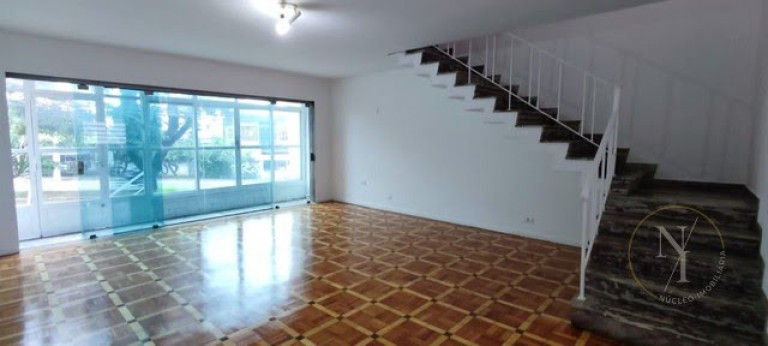 Imagem Sobrado com 4 Quartos para Alugar, 200 m² em Cambuci - São Paulo